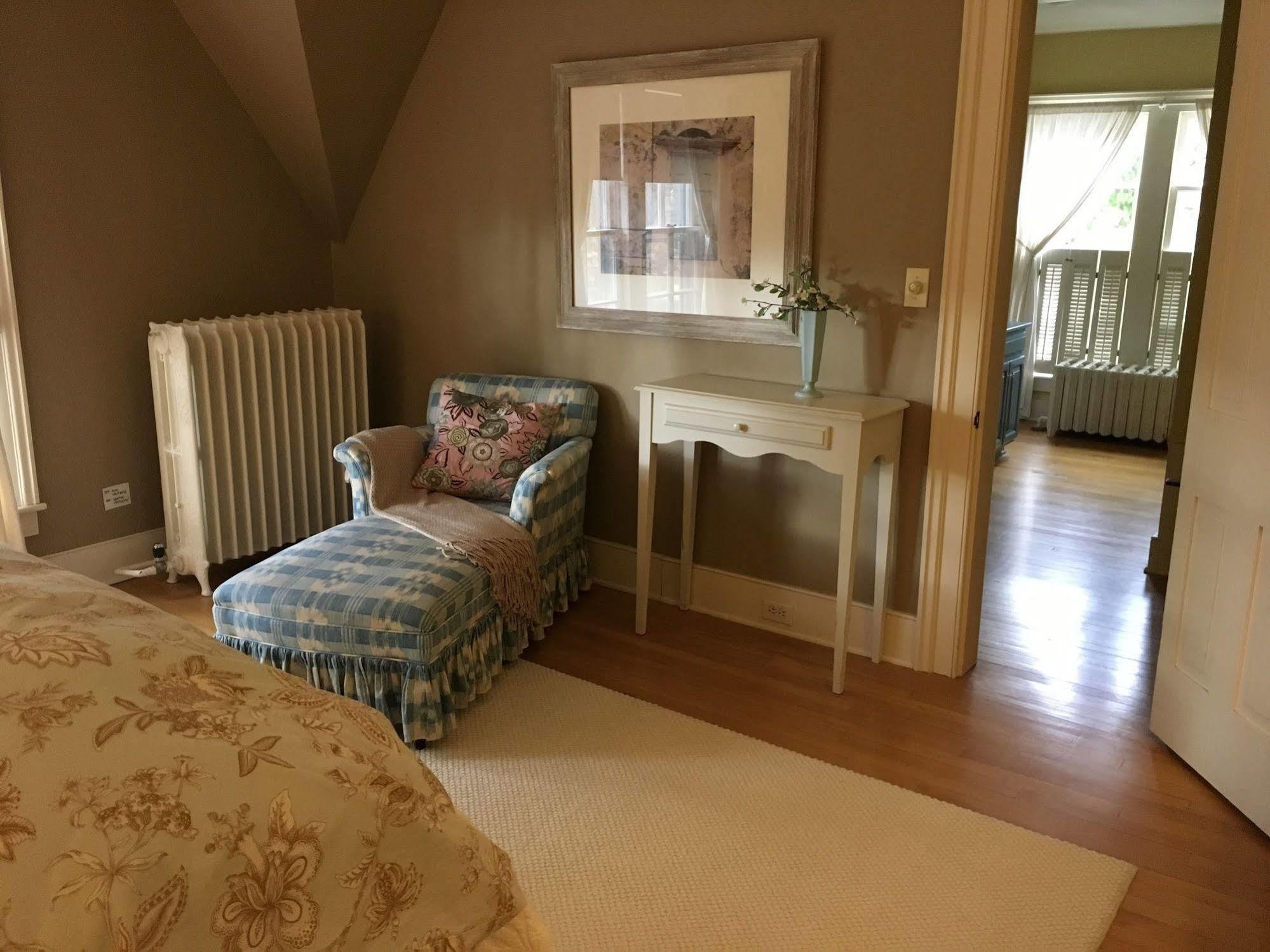 Dreamhouse Country Inn Bristol 외부 사진